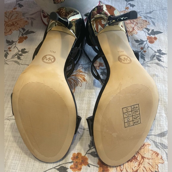 NWT Michael Kors Astrid Patent Leather Sandals Size 10 M - Picture 5 of 8